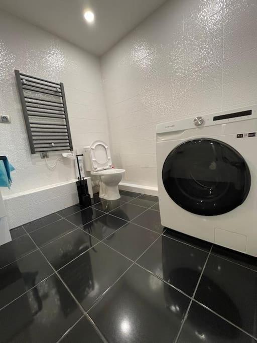 Prado Plage David - Stade Velodrome - Parc Chanot - Luxury Apartment By The Sea マルセイユ エクステリア 写真